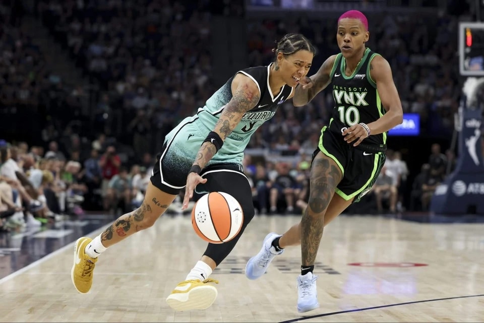 最多交手四, WNBA最