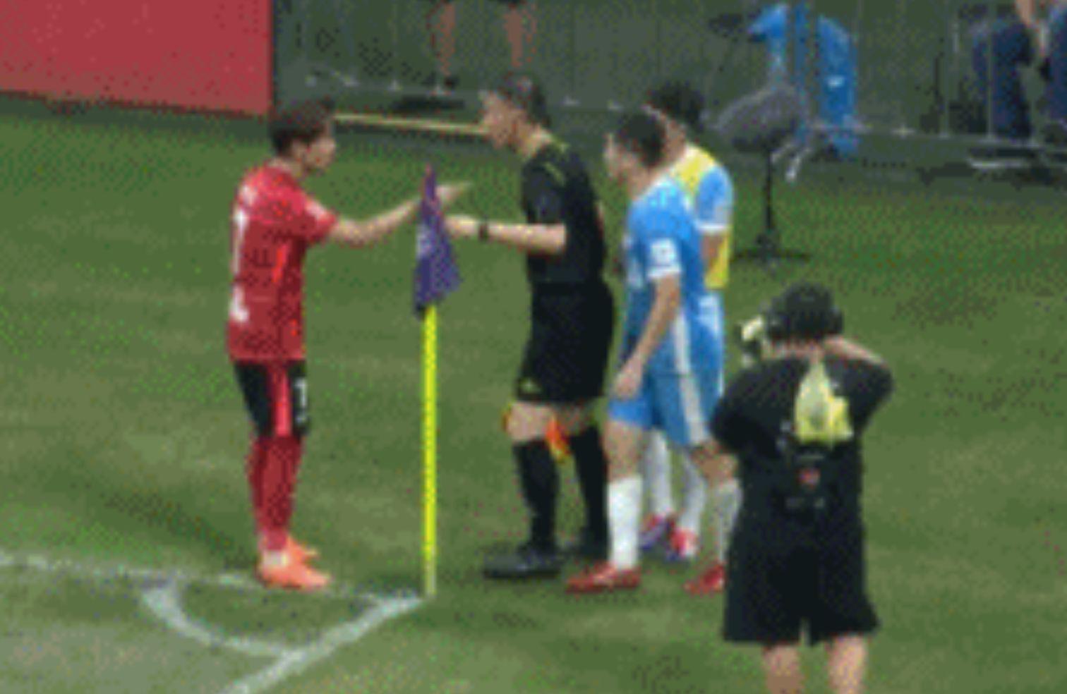 蓉城已经连, dingy, 受阻让韦世