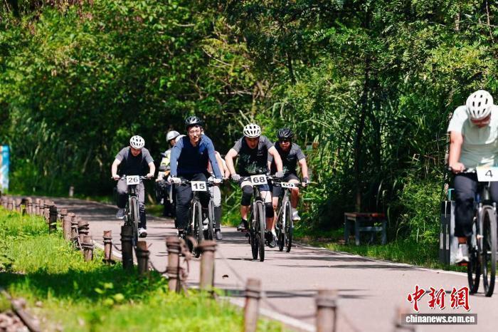 生态本底, 温江站